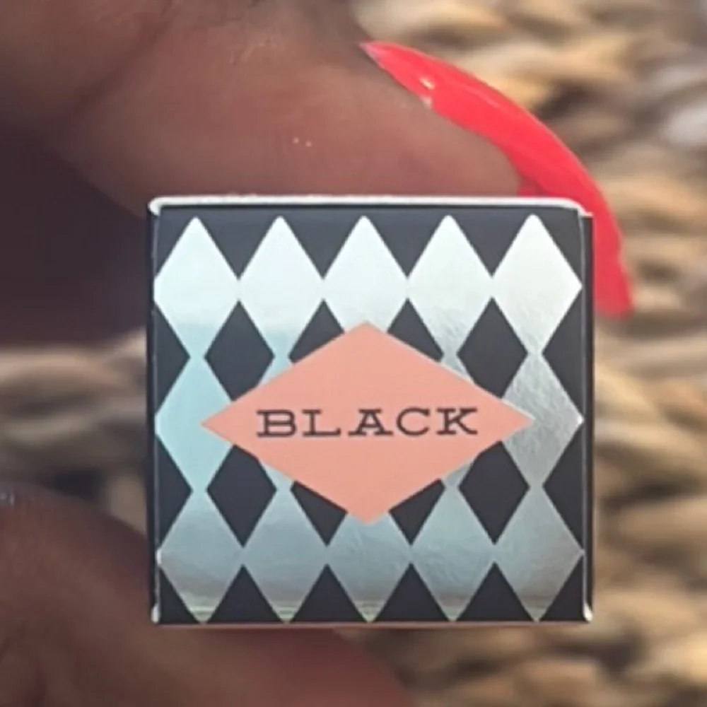 ✨ NWT Benefit Roller Lash Mascara – Black (Travel Size) 0.1 oz ✨